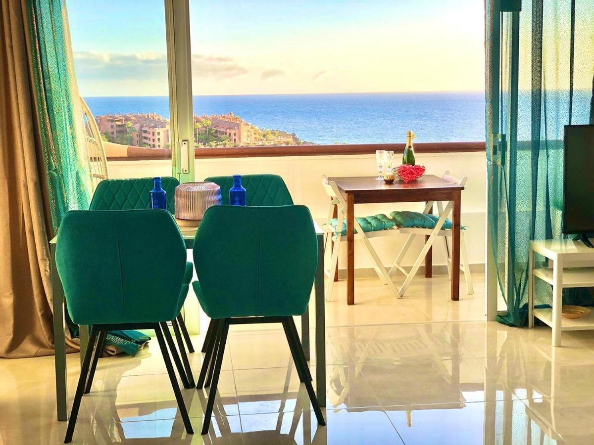 Ocean And Sun View In Palm Mar Apartment Екстериор снимка
