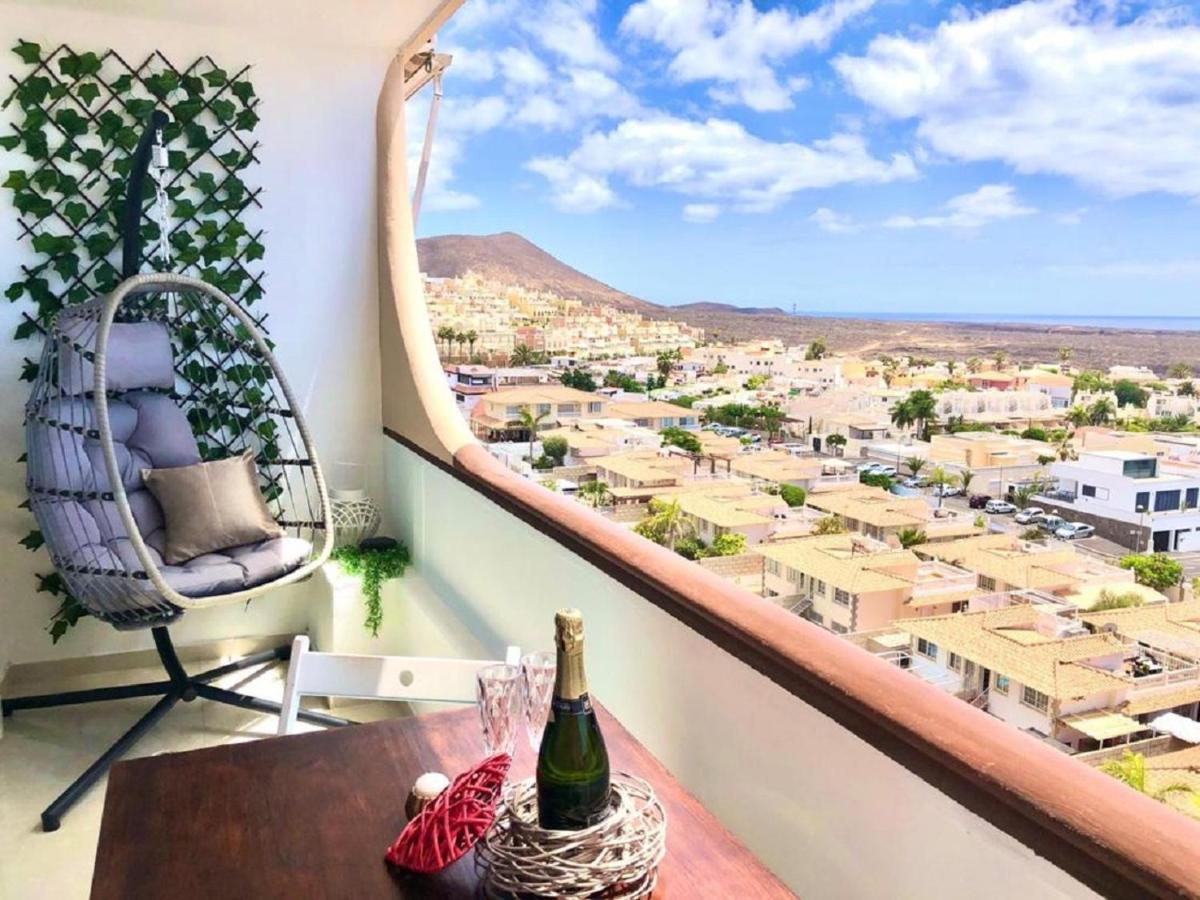 Ocean And Sun View In Palm Mar Apartment Екстериор снимка