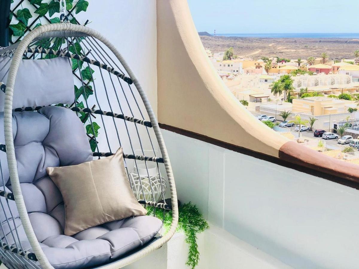 Ocean And Sun View In Palm Mar Apartment Екстериор снимка