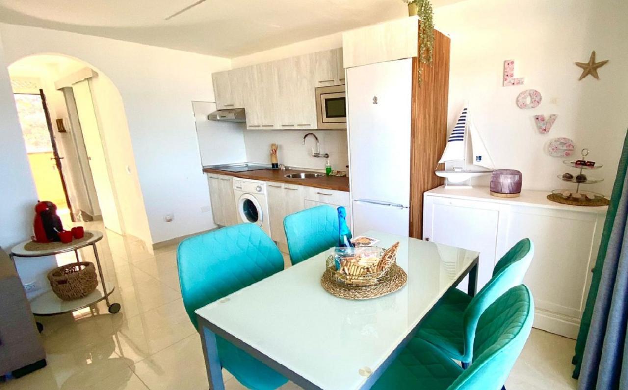 Ocean And Sun View In Palm Mar Apartment Екстериор снимка